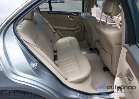 2010 Mercedes-Benz E 350 E 350 Sport from USA, damaged, VIN WDDHF5GB6AA252536